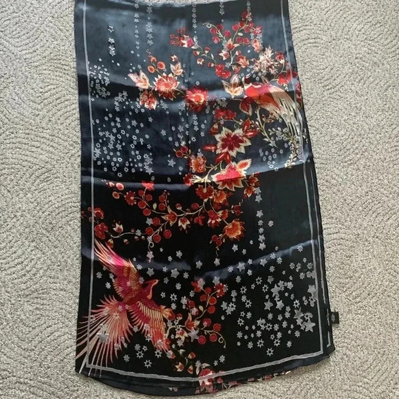 Nanette Lepore 100% silk scarf, dark gray with floral and bird print - Picture 8 of 8